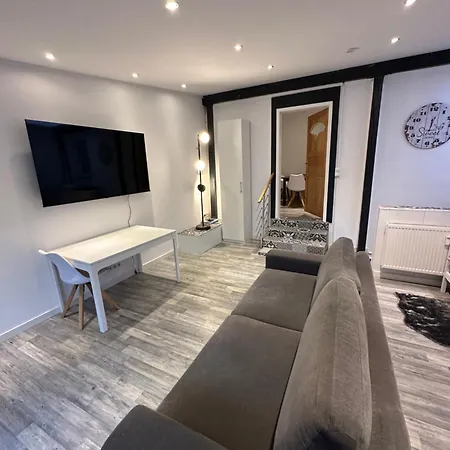 Lejlighed Schoene In Bm07 Bis Bm09 Frechen