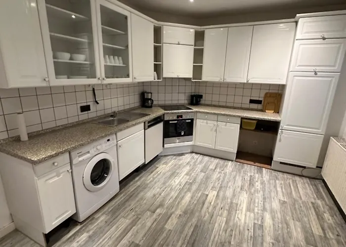 Schoene In Bm07 Bis Bm09 * פרכן